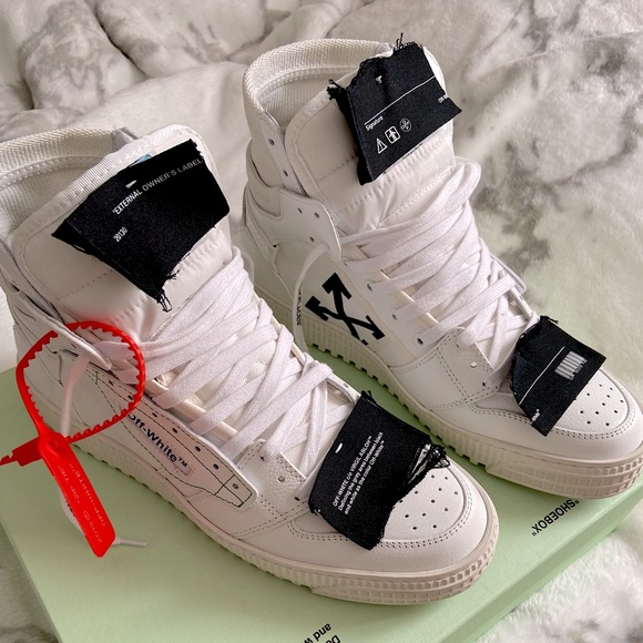 Off-White | Off Court 3.0 Sneakers - Picture 2 of 8
